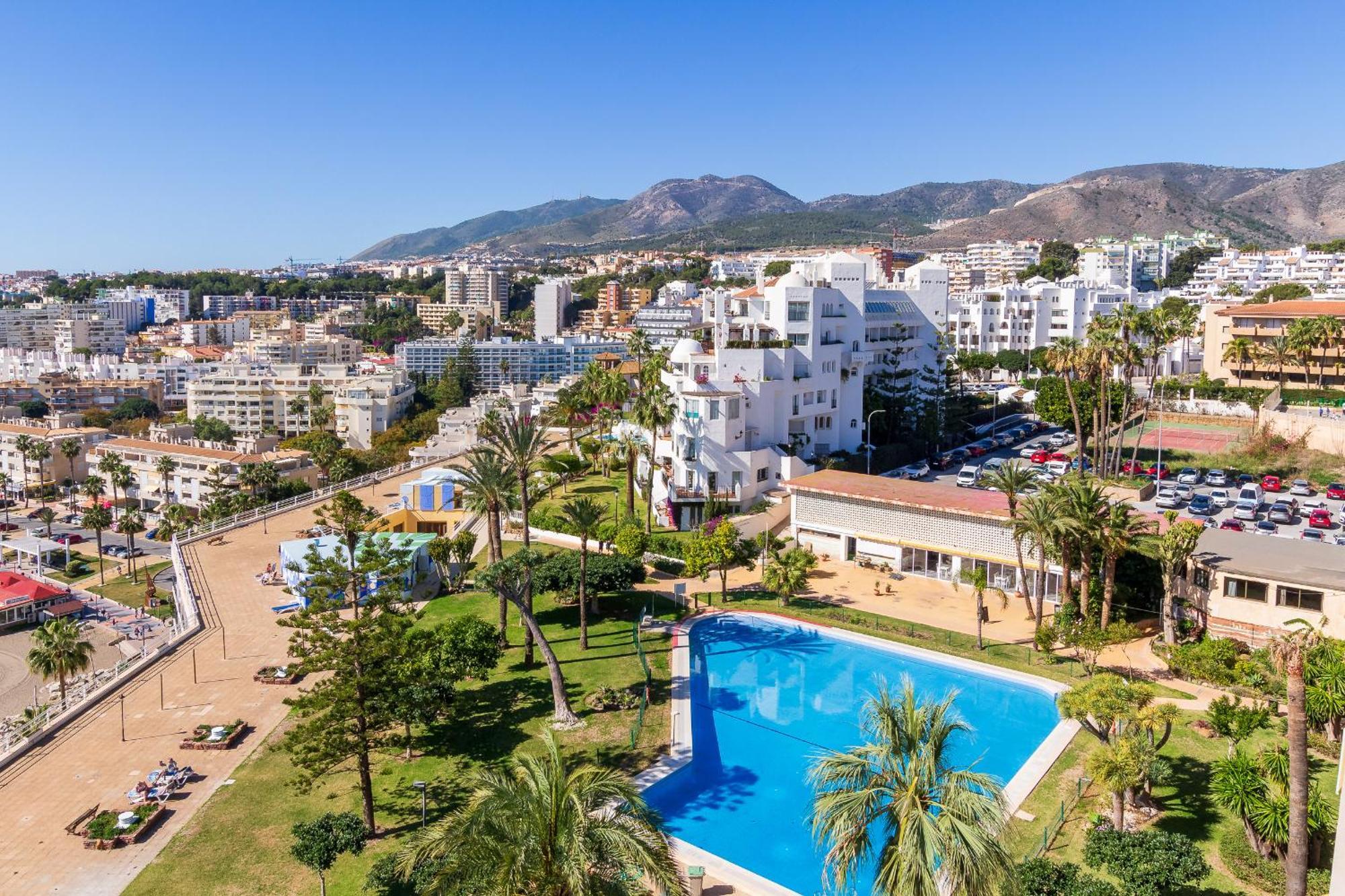 Santa Clara Modern & Exclusive Seafront Apartment 토레몰리노스 외부 사진