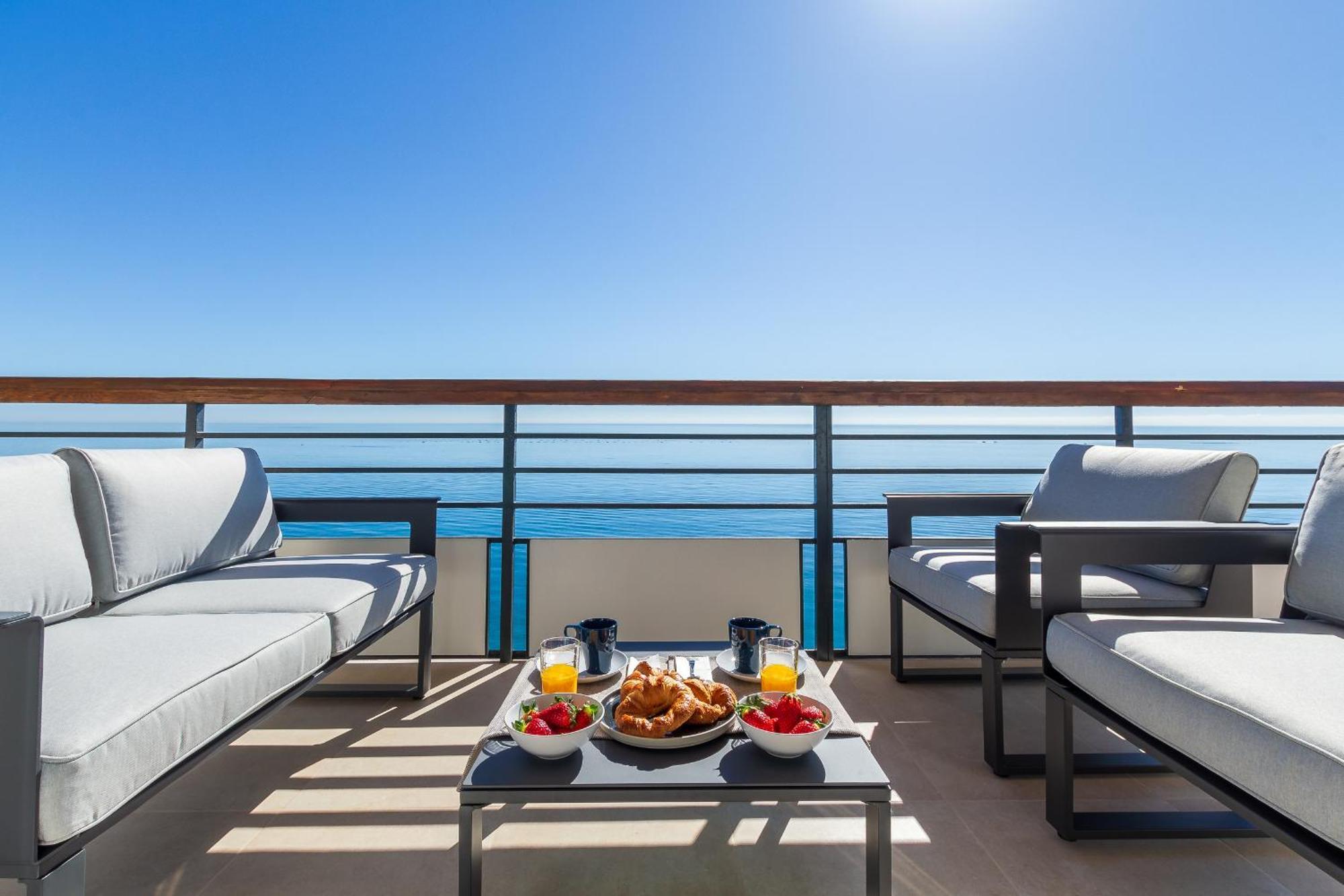 Santa Clara Modern & Exclusive Seafront Apartment 토레몰리노스 외부 사진