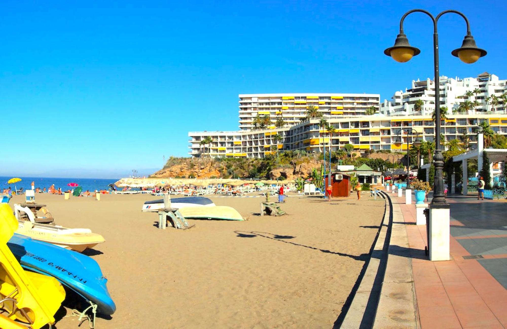 Santa Clara Modern & Exclusive Seafront Apartment 토레몰리노스 외부 사진