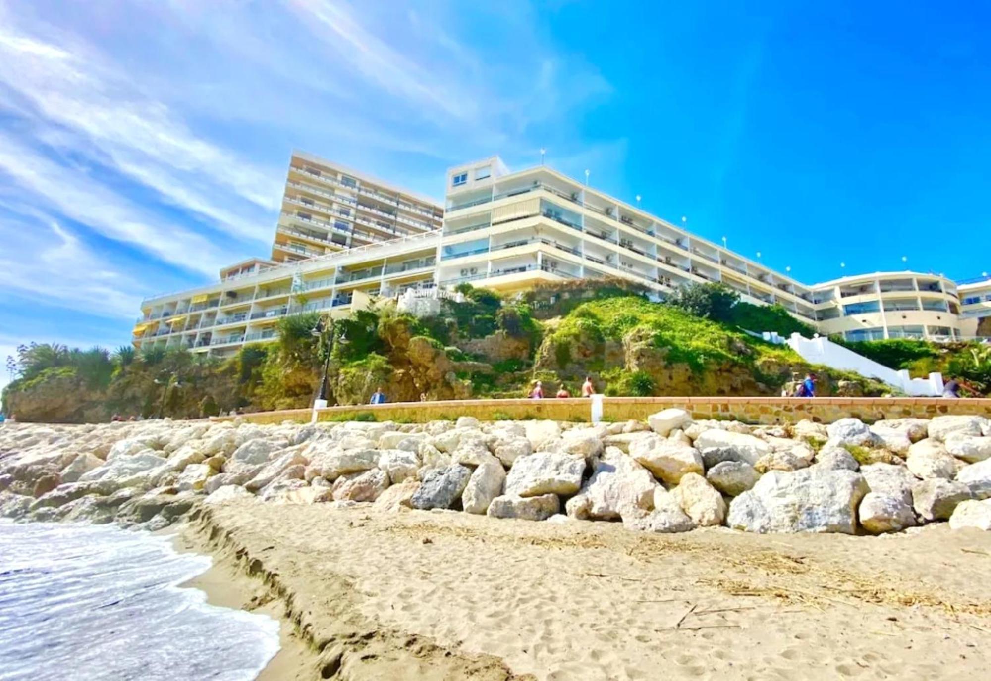 Santa Clara Modern & Exclusive Seafront Apartment 토레몰리노스 외부 사진