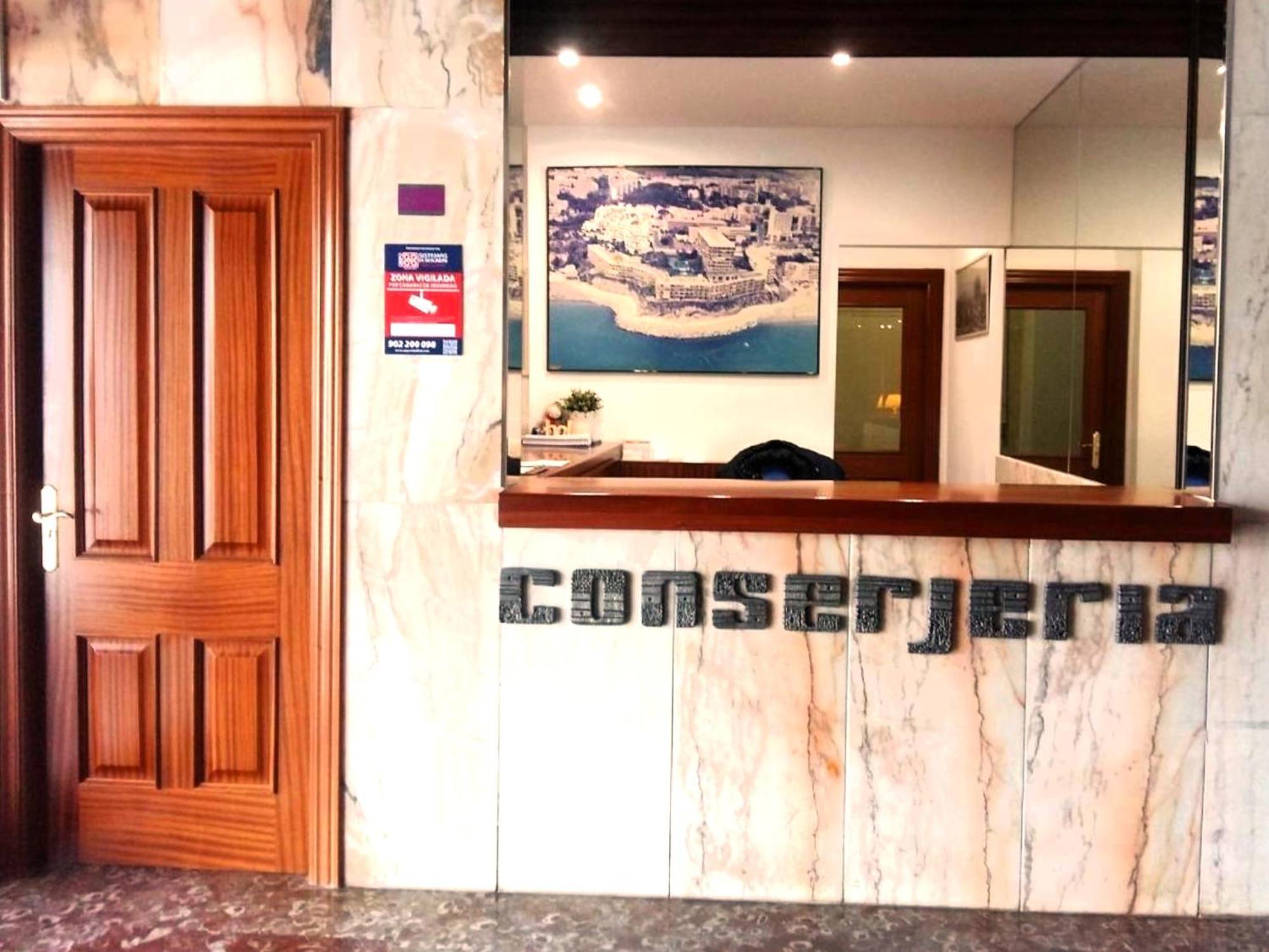 Santa Clara Modern & Exclusive Seafront Apartment 토레몰리노스 외부 사진