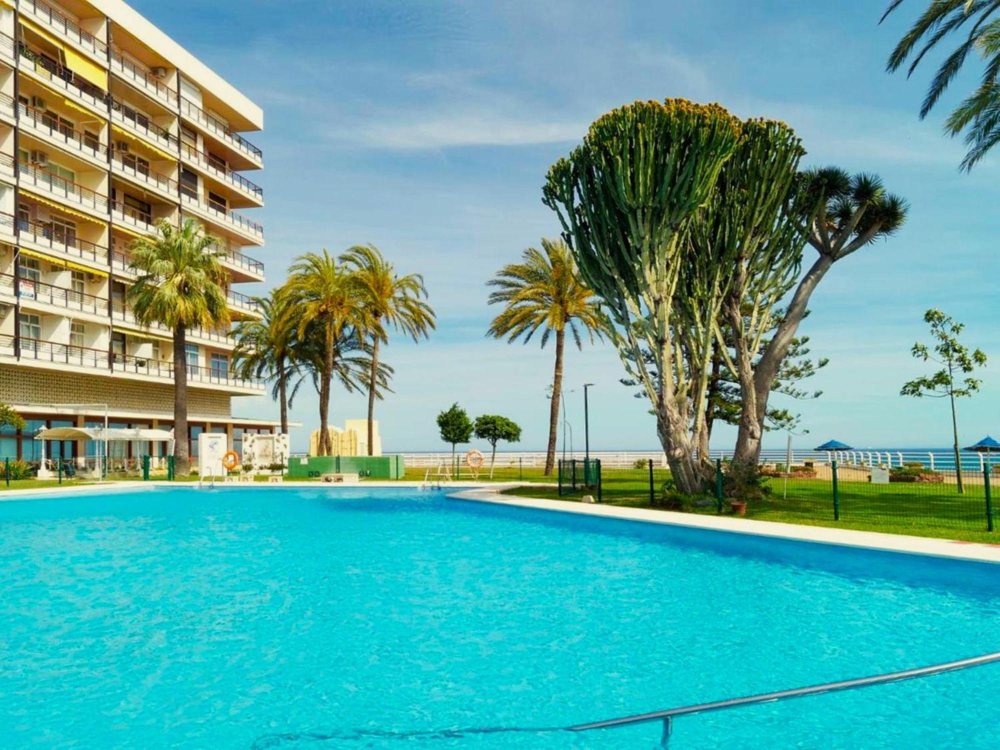 Santa Clara Modern & Exclusive Seafront Apartment 토레몰리노스 외부 사진